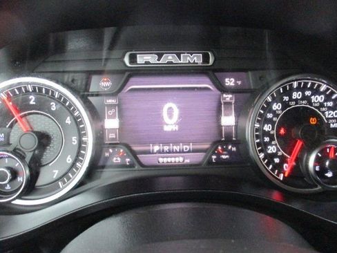 Used 2020 RAM 1500 Big Horn AWD/4WD image 16