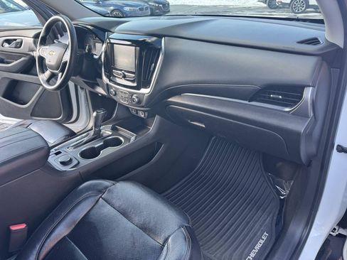 Used 2018 Chevrolet Traverse LS AWD/4WD image 14