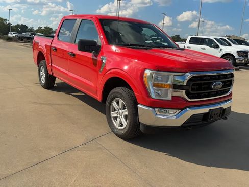 Used 2022 Ford F150 XLT image 3