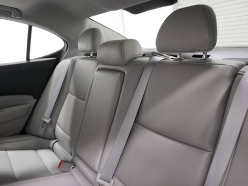 Used 2019 Acura TLX image 12