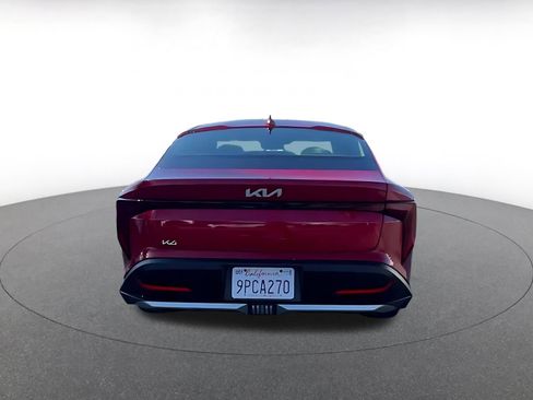 Used 2025 Kia K4 LXS image 12