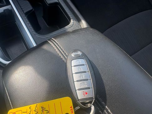 Used 2021 Nissan Sentra SV image 14