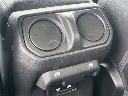 Used 2021 Jeep Wrangler Unlimited Sahara image 19