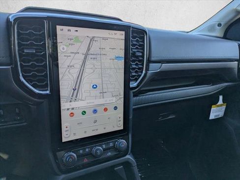 New 2025 Ford Ranger Lariat w/ FX4 Off-Road Package image 13