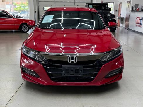 Used 2018 Honda Accord Sport image 6