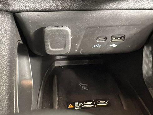 Used 2024 Chevrolet TrailBlazer LT w/ Convenience Package image 29