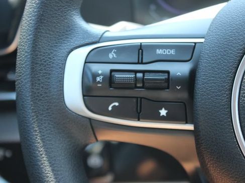 Used 2024 Kia Sportage LX AWD/4WD image 14