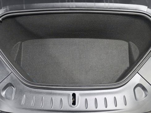 Used 2022 Tesla Model S image 37