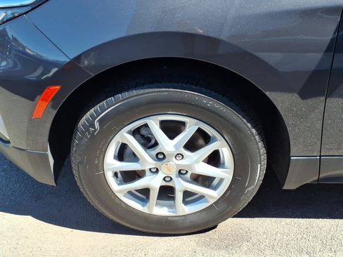 Used 2023 Chevrolet Equinox LT AWD/4WD image 8