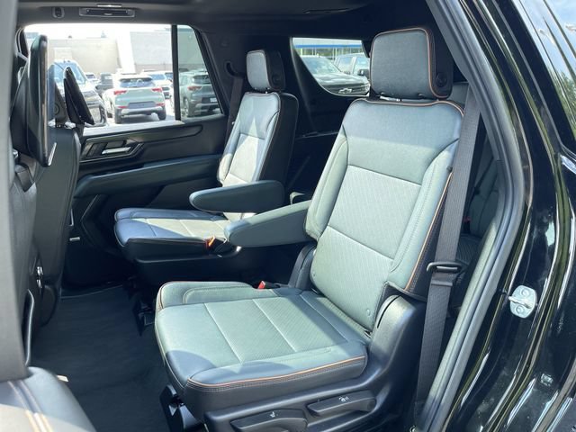 Used 2025 GMC Yukon AT4 w/ AT4 Premium Plus Package AWD/4WD image 26