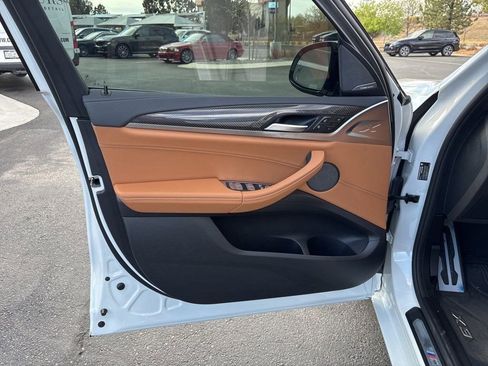 Used 2024 BMW X3 M40i image 9
