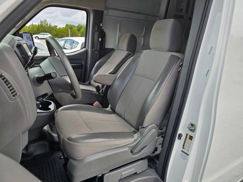 Used 2021 Nissan NV 2500 S RWD image 3