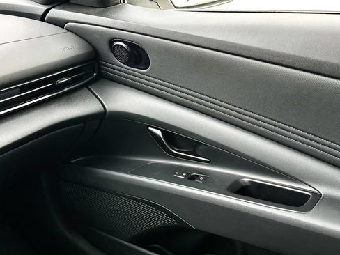 Used 2025 Hyundai Elantra Sport w/ Cargo Package FWD image 27