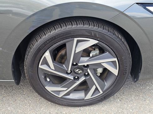 Certified 2025 Hyundai Elantra Sport w/ Cargo Package FWD image 7