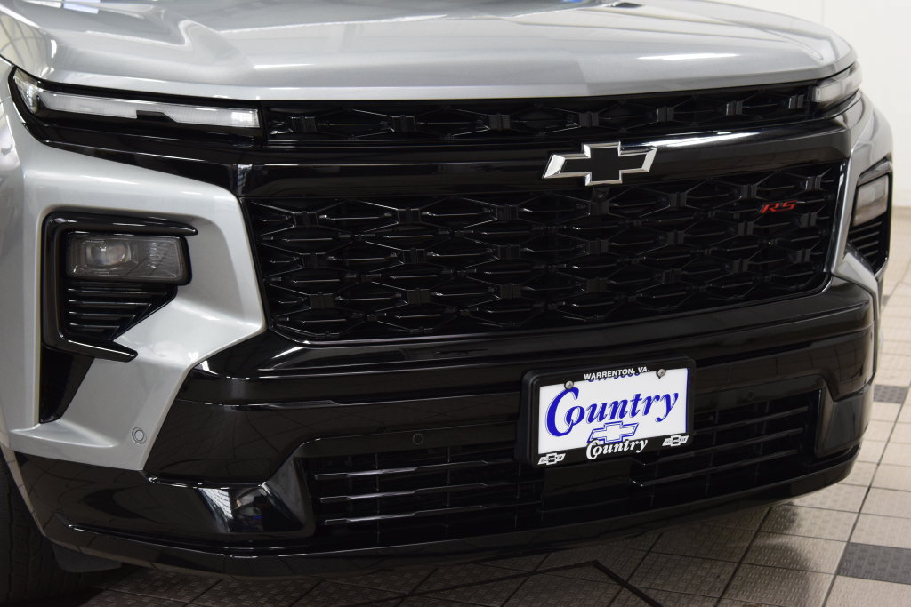 Used 2024 Chevrolet Traverse RS AWD/4WD image 13