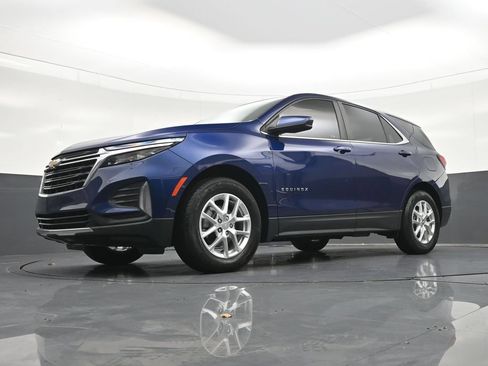 Used 2023 Chevrolet Equinox LT w/ Driver Convenience Package FWD image 25