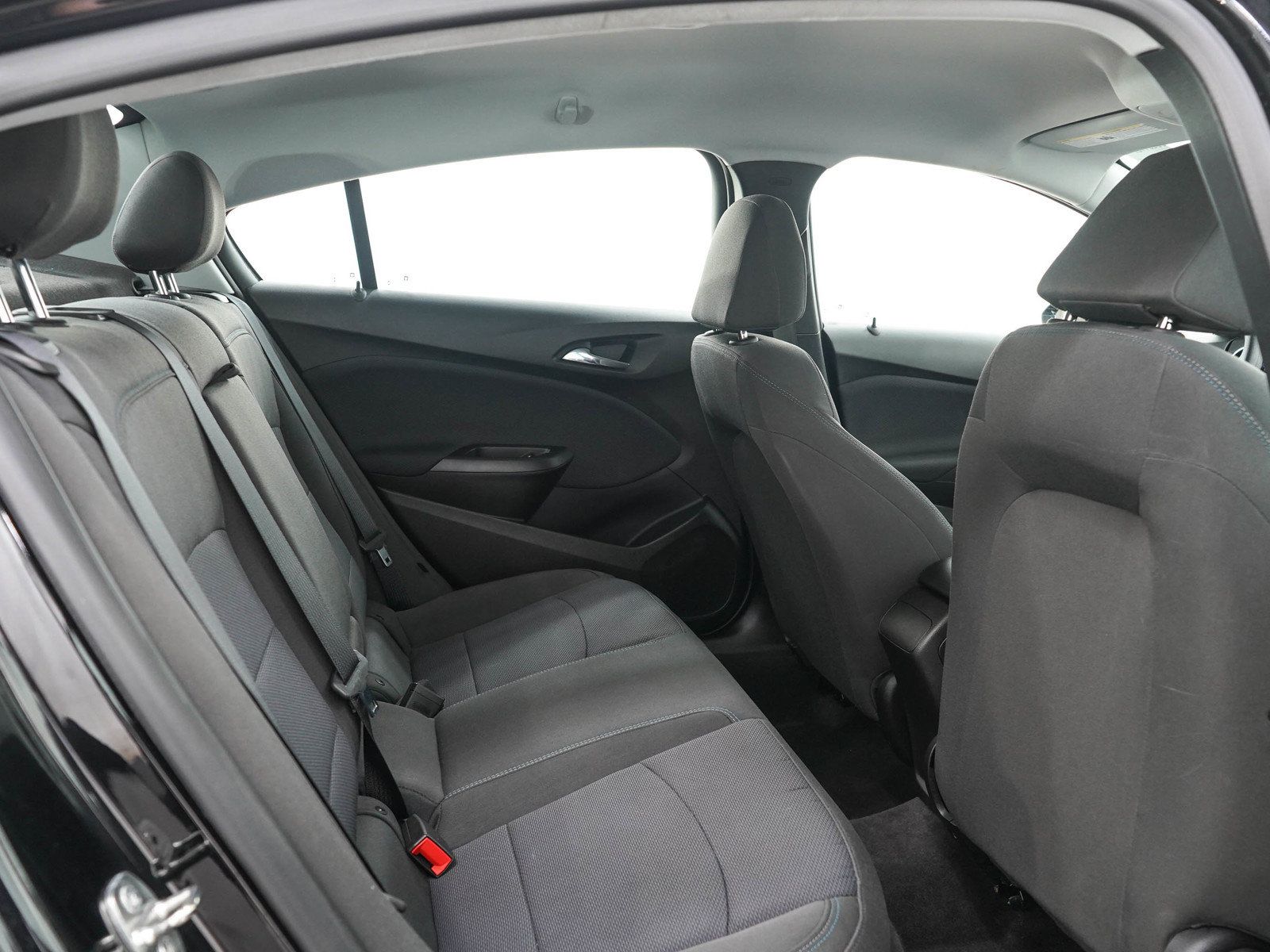 Used 2019 Chevrolet Cruze LT w/ Convenience Package FWD image 12