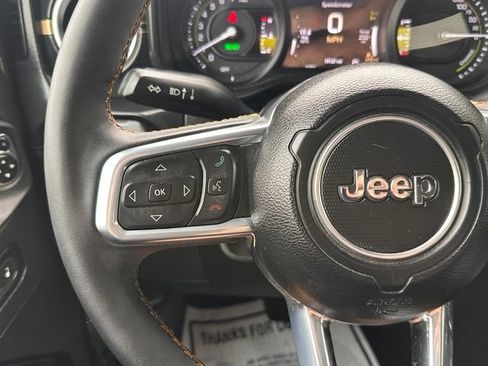 Used 2024 Jeep Wrangler Unlimited Sahara w/ Technology Group AWD/4WD image 22