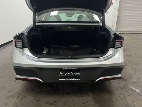 Used 2025 Hyundai Sonata SE image 25