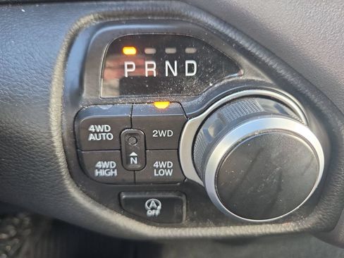 Used 2023 RAM 1500 Big Horn AWD/4WD image 22
