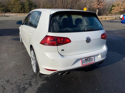 Used 2017 Volkswagen Golf 4-Door image 7