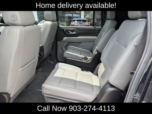 Used 2023 Chevrolet Suburban Z71 w/ Luxury Package AWD/4WD image 28