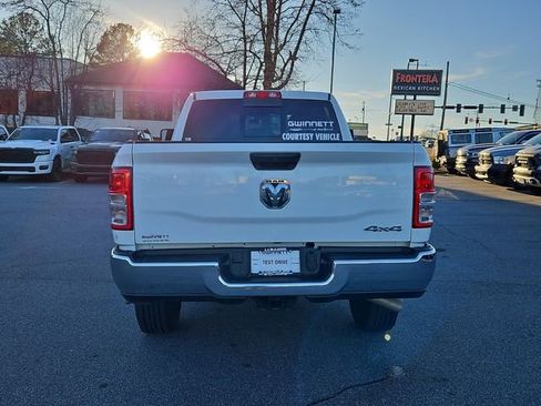 Used 2024 RAM 2500 Tradesman w/ Chrome Appearance Group image 7