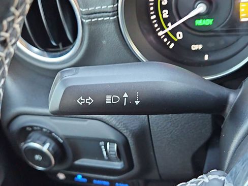 Used 2023 Jeep Wrangler Sahara w/ Cold Weather Group image 25