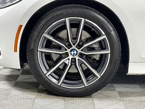Used 2021 BMW 330i Sedan w/ Driving Assistance Package image 29