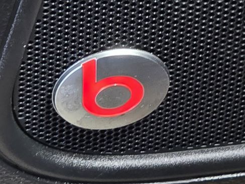 Used 2015 Chrysler 300 S image 22