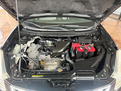 Used 2011 Nissan Rogue SV w/ Premium Pkg image 28