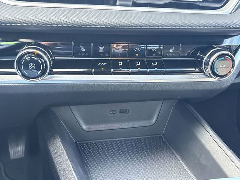 New 2026 Chevrolet Equinox LT image 20