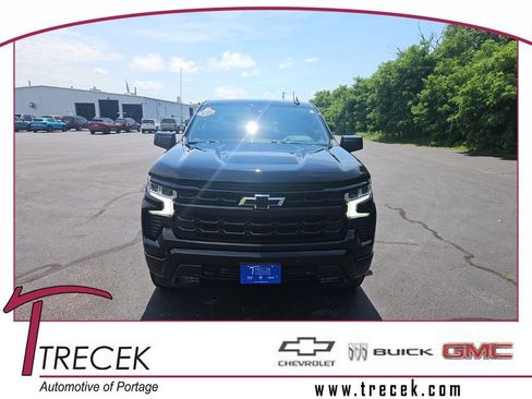 Used 2022 Chevrolet Silverado 1500 RST AWD/4WD image 1