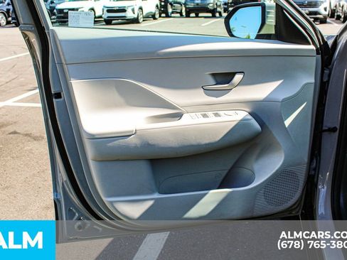 Used 2025 Hyundai Kona SEL FWD image 34