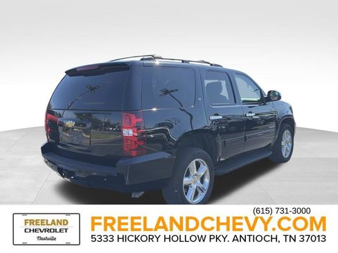 Used 2014 Chevrolet Tahoe LT w/ All-Star Edition RWD image 3