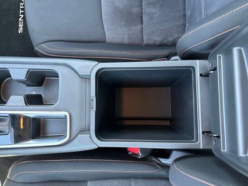 Certified 2023 Nissan Sentra SR w/ Midnight Edition Package FWD image 14