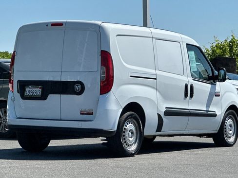 Used 2022 RAM ProMaster City Tradesman FWD image 4