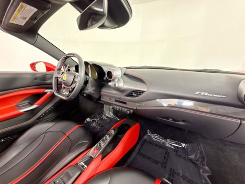 Certified 2021 Ferrari F8 Tributo image 25