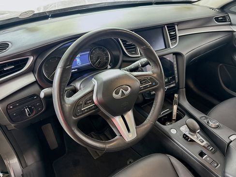 Used 2021 INFINITI QX50 Luxe AWD/4WD image 12