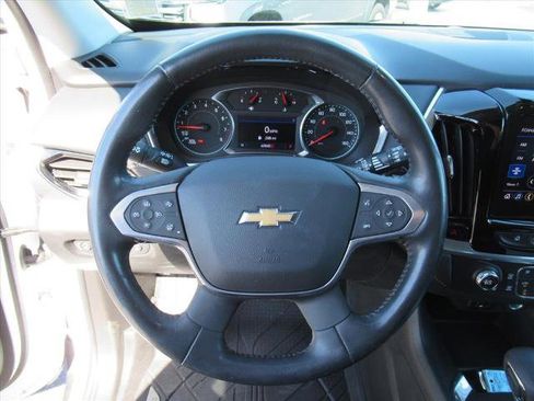 Used 2021 Chevrolet Traverse LT w/ LPO, Blackout Package image 18
