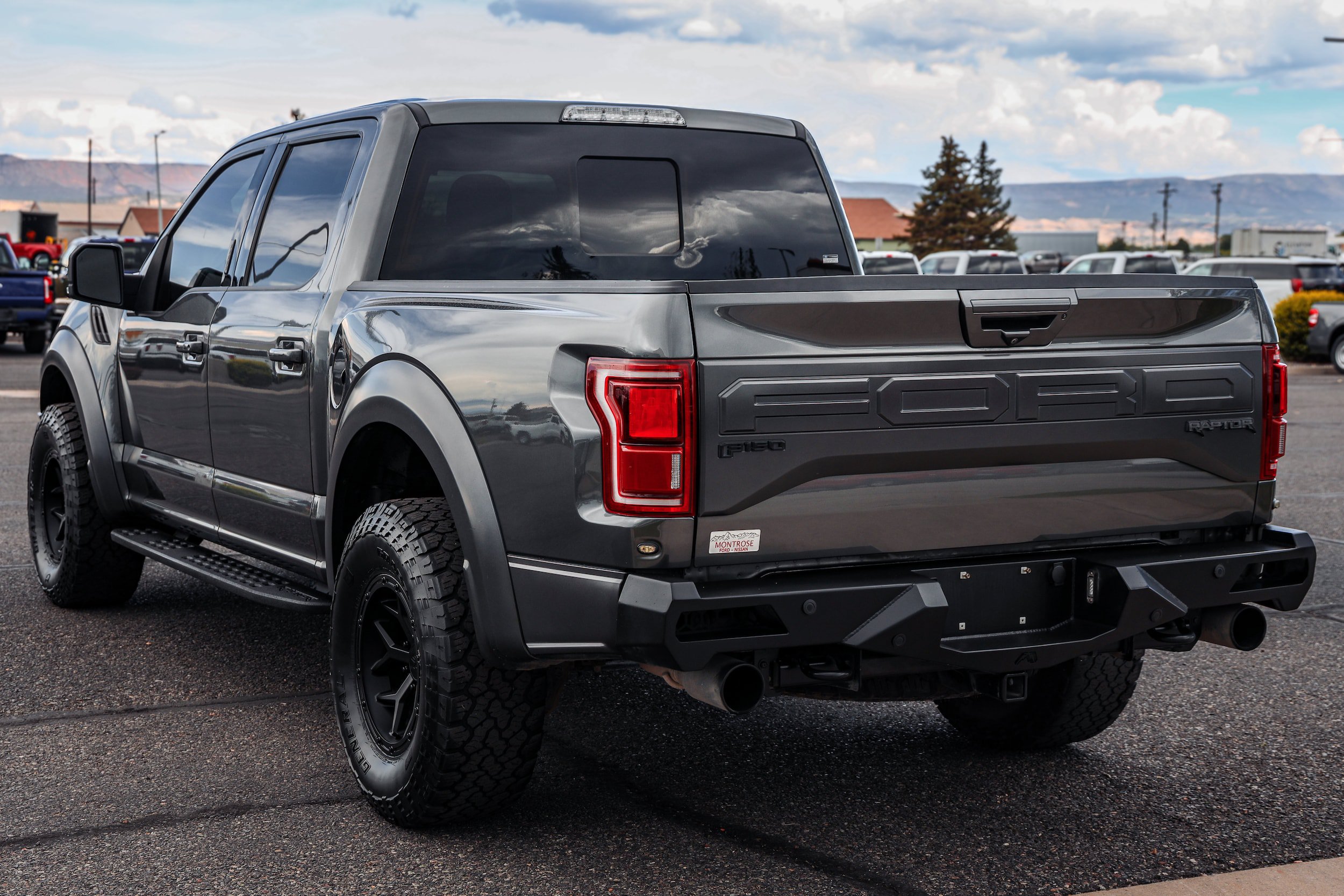Used 2018 Ford F150 Raptor w/ Equipment Group 802A Luxury AWD/4WD image 6