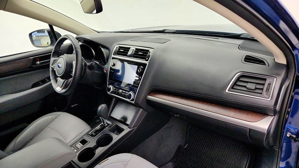 Used 2019 Subaru Outback 2.5i Limited AWD/4WD image 26