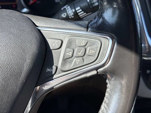 Used 2019 Chevrolet Equinox Premier AWD/4WD image 16