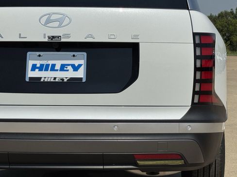 Used 2026 Hyundai Palisade SEL FWD image 8