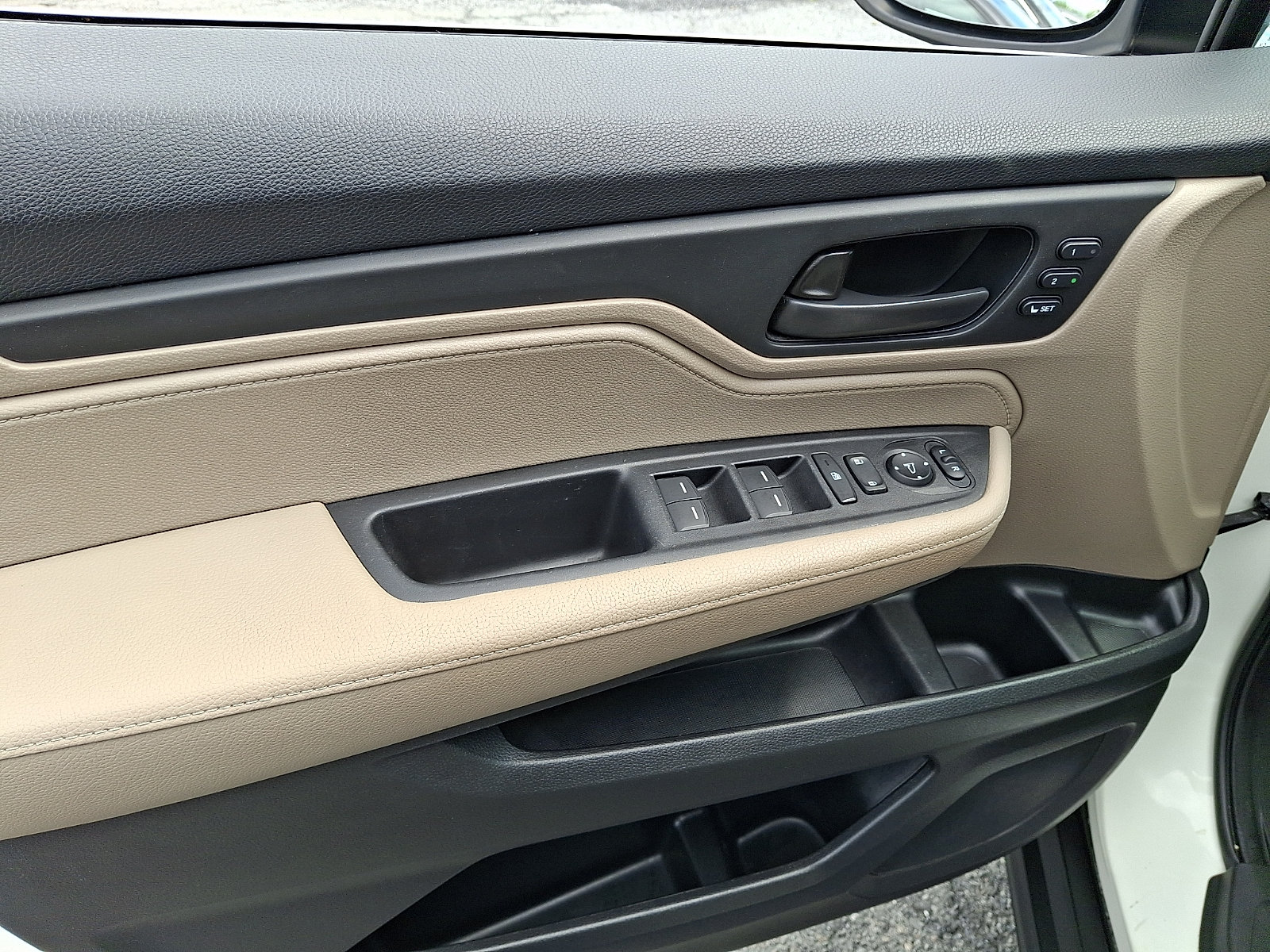 Used 2019 Honda Odyssey EX-L image 13
