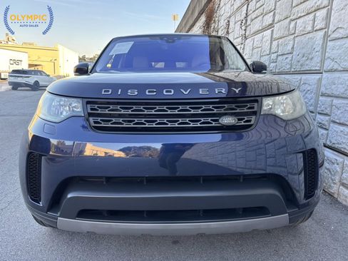 Used 2018 Land Rover Discovery SE image 16