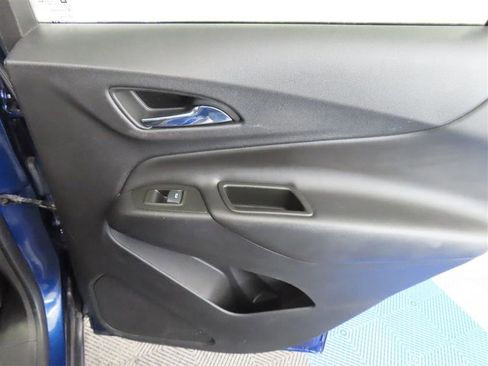 Used 2022 Chevrolet Equinox LT AWD/4WD image 27