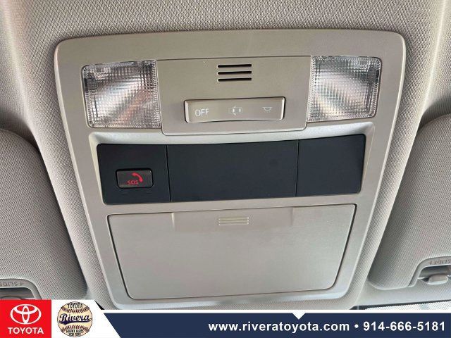 Used 2023 Toyota Tacoma SR5 AWD/4WD image 33