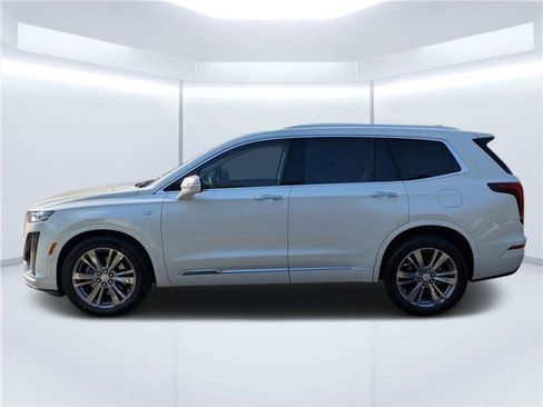 Used 2024 Cadillac XT6 Premium Luxury FWD image 6