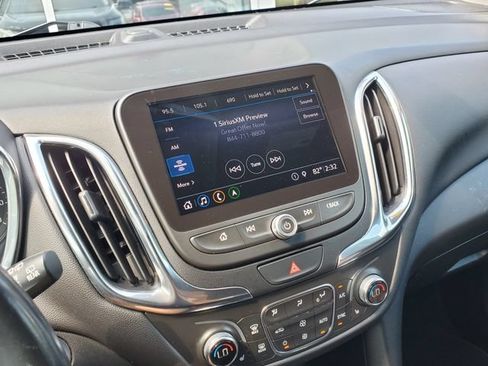 Used 2019 Chevrolet Equinox LT FWD image 27